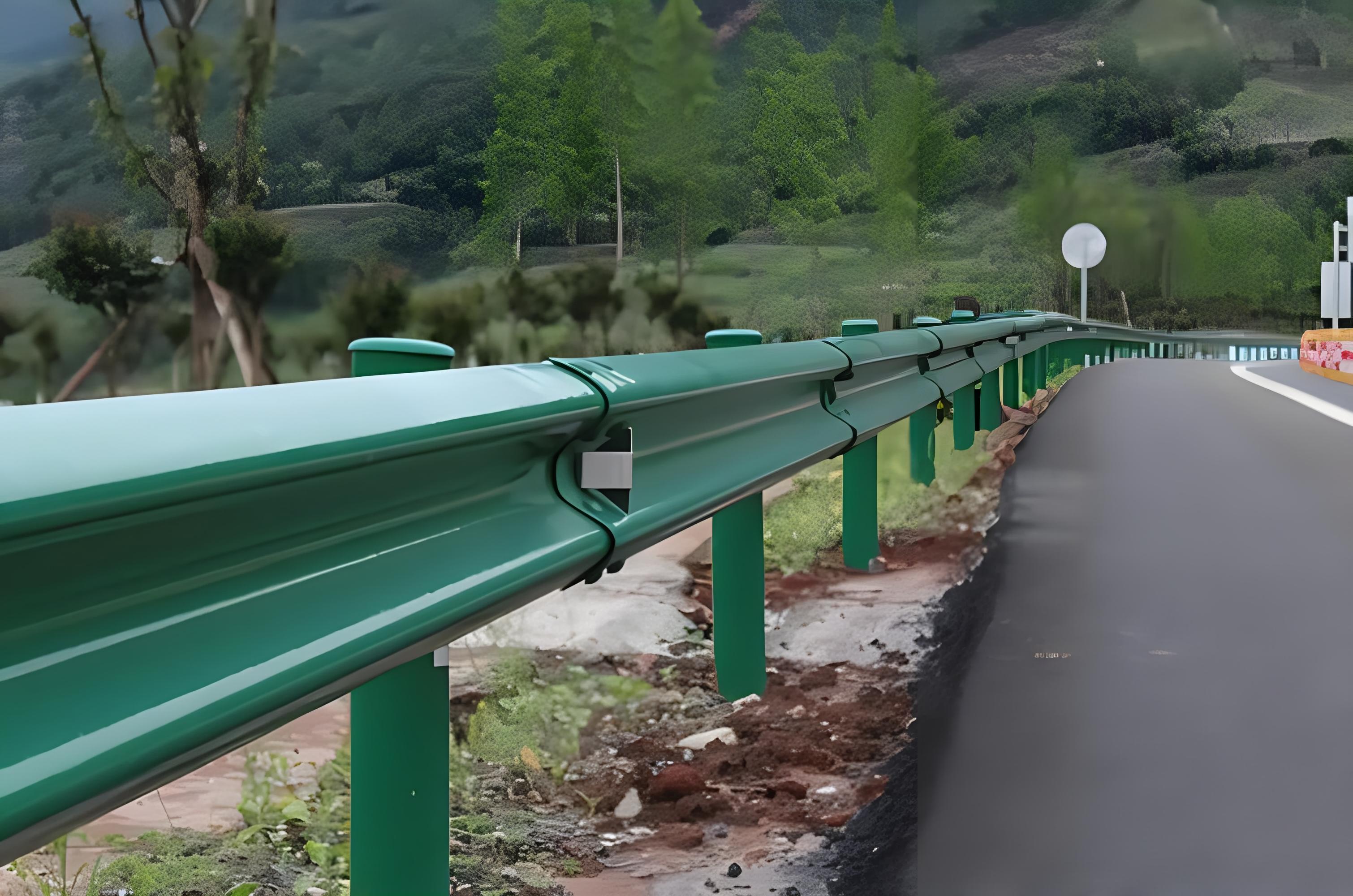 双鸭山波形护栏保护道路安全的重要设施